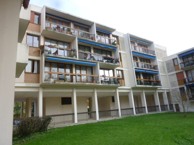 Rénovation ambitieuse d'une copro des années 60